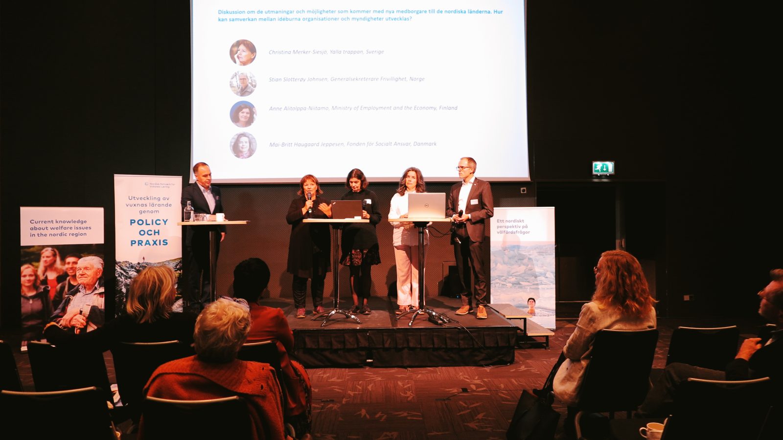 panelsamtal på scen