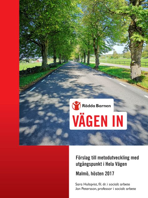 Rapportens omslag med ett foto av en asfaltsväg på sommaren omgiven av träd