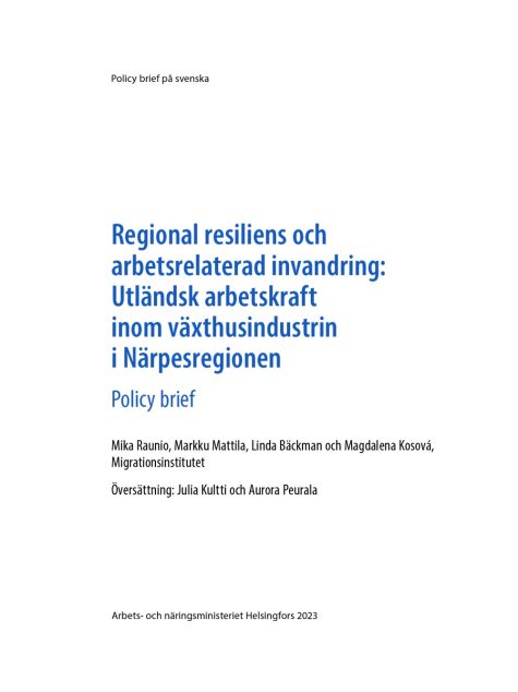 Rapportomslag med vit bakgrund och blå text