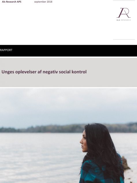 Rapportens omslag med en ung kvinna sedd bakifrån i ett vinterlandskap